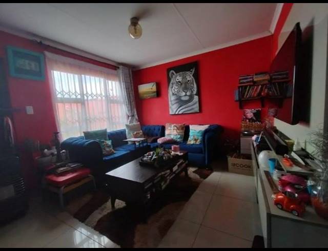 3 BEDROOM HOUSE FOR SALE IN LEONDALE